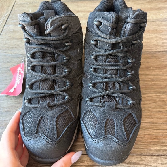 Nwt wolverine wilderness mid black hiker boots - Picture 2 of 6